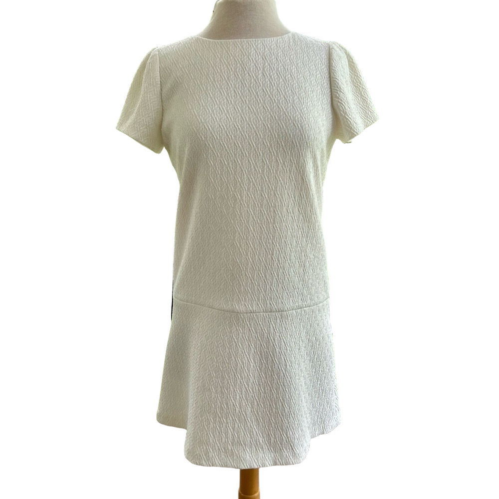 Alice + Olivia Liv White Size 6 Dress Drop Waist A-Line Short Sleeve Scoop Neck